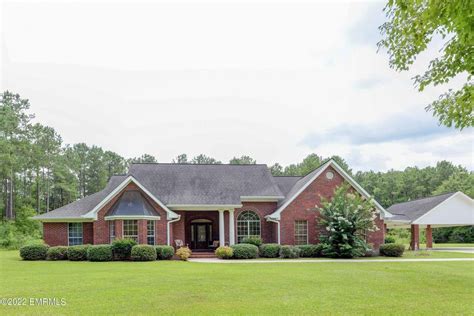 huntingdon tn real estate|houses for sale in quitman ms.